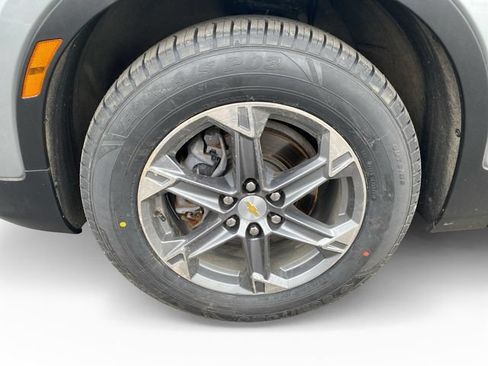 Certified 2024 Chevrolet Blazer LT AWD/4WD image 11