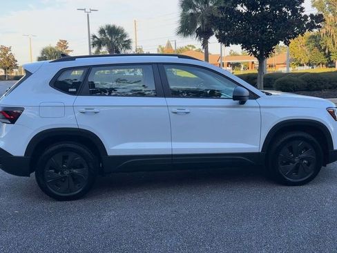 New 2025 Volkswagen Taos S image 9