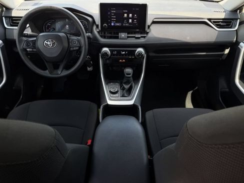 Used 2025 Toyota RAV4 LE AWD/4WD image 10