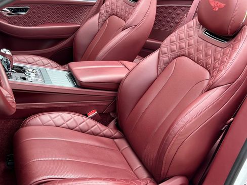 Used 2023 Bentley Continental GT Azure image 16