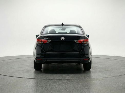 Used 2025 Nissan Versa SV image 7