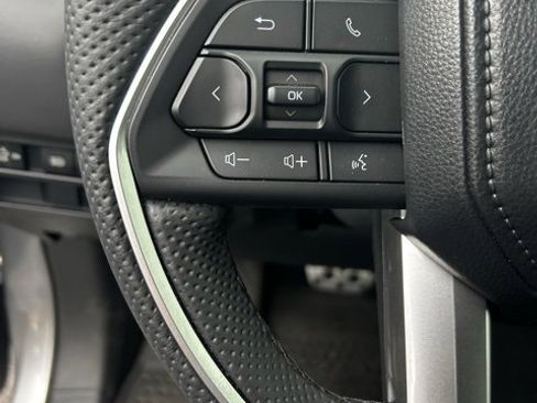 Used 2025 Toyota Tundra Platinum image 17