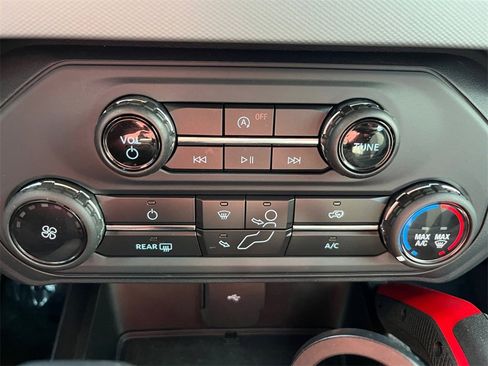 Used 2022 Ford Bronco Big Bend image 13