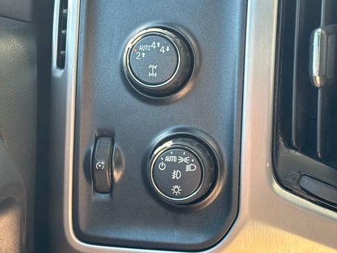 Used 2018 GMC Sierra 1500 SLE w/ SLE Value Package image 20