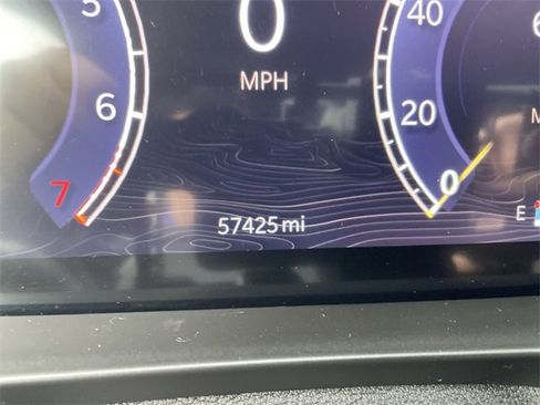 Used 2022 Jeep Grand Cherokee L Laredo image 12