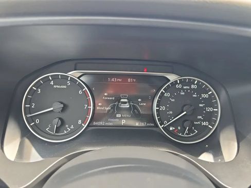 Used 2021 Nissan Rogue SV w/ Premium Package FWD image 18