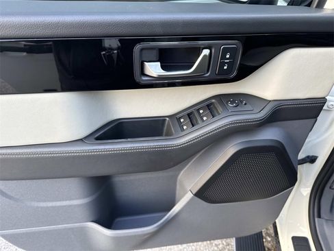 Used 2024 INEOS Grenadier Fieldmaster Edition image 17