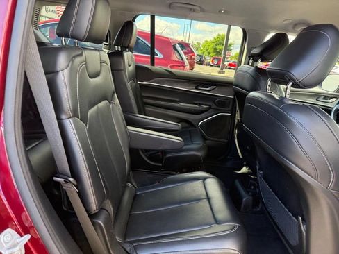Used 2021 Jeep Grand Cherokee L Limited w/ MOPAR Finishing Package AWD/4WD image 7