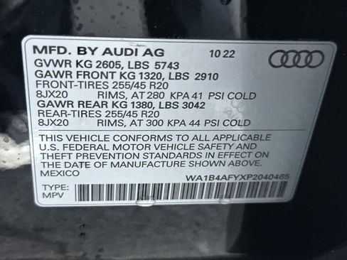 Used 2023 Audi SQ5 Premium Plus w/ Premium Plus Package AWD/4WD image 29