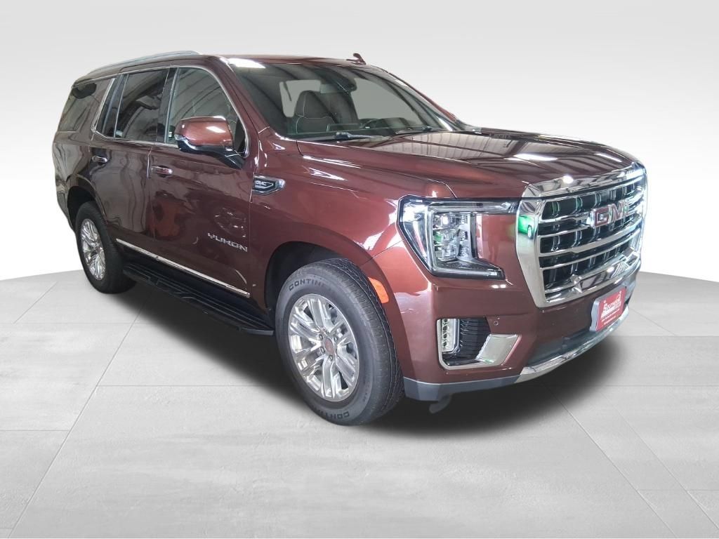 Used 2022 GMC Yukon SLT w/ SLT Luxury Package AWD/4WD image 3