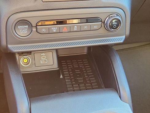 New 2025 Ford Bronco Sport Outer Banks w/ Outer Banks Tech Package+ AWD/4WD image 29