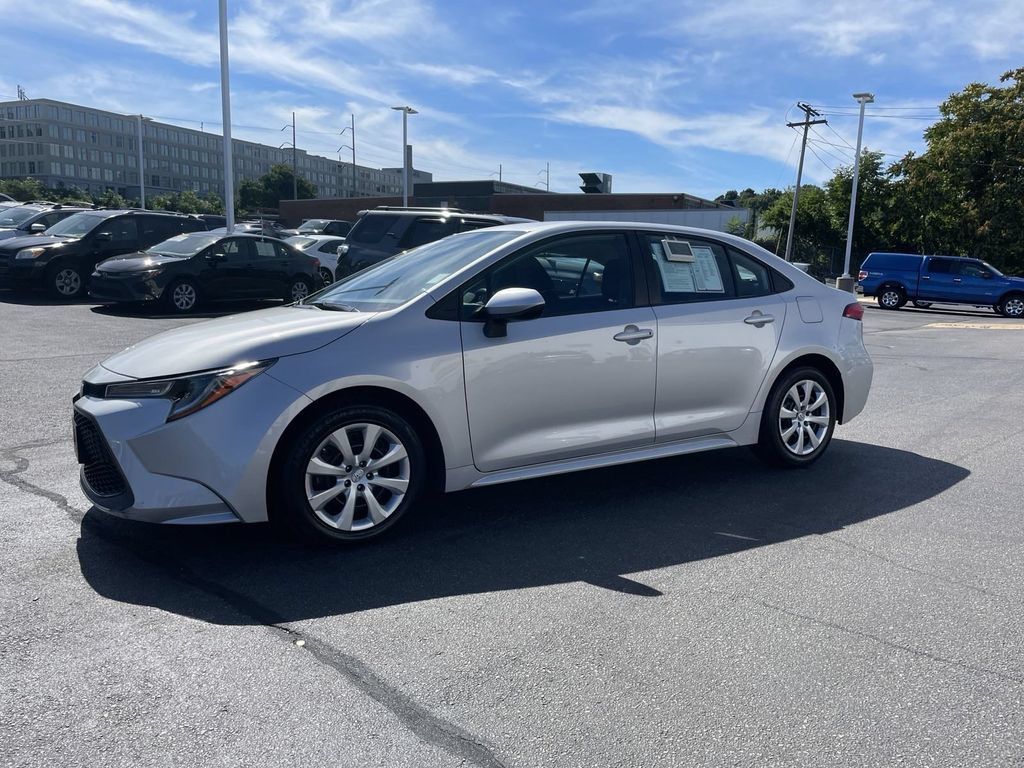Used 2020 Toyota Corolla LE FWD image 21
