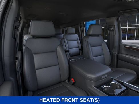 New 2026 Chevrolet Suburban LT w/ Comfort Package AWD/4WD image 17