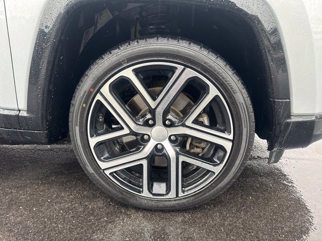 Certified 2024 Jeep Compass Limited w/ Elite Group AWD/4WD image 10
