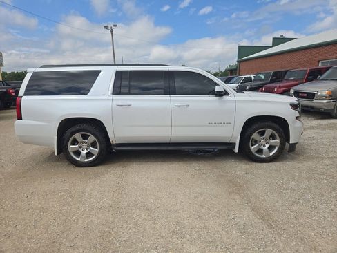 Used 2016 Chevrolet Suburban LT AWD/4WD image 2