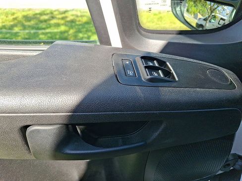 Used 2025 RAM ProMaster 2500 w/ U-Haul Equipment Group FWD image 2