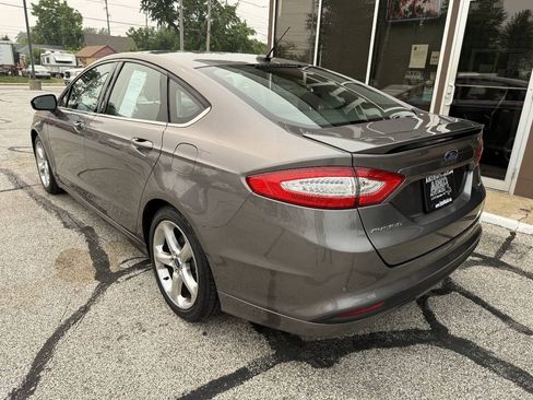Used 2013 Ford Fusion SE FWD image 11