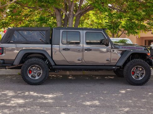 Used 2020 Jeep Gladiator Rubicon image 4