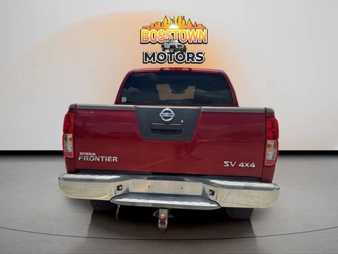 Used 2012 Nissan Frontier SV w/ SV Premium Utility Pkg AWD/4WD image 6