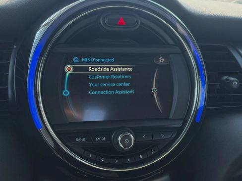 Used 2017 MINI Cooper S image 21