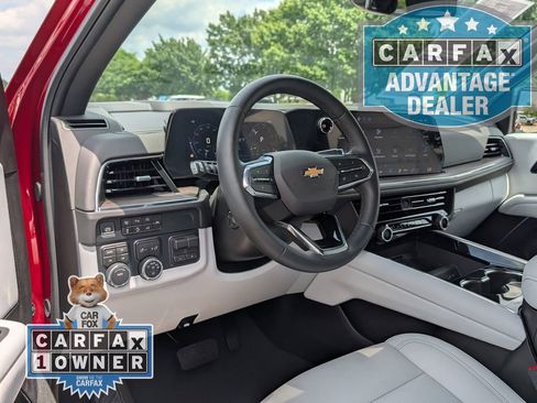 Certified 2025 Chevrolet Tahoe Premier w/ Sun And Tow Package AWD/4WD image 5
