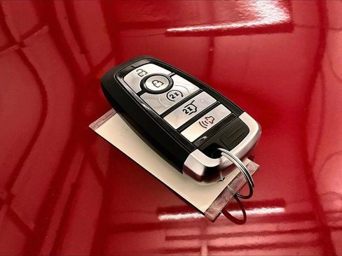 New 2025 Ford Escape ST-Line Elite image 9