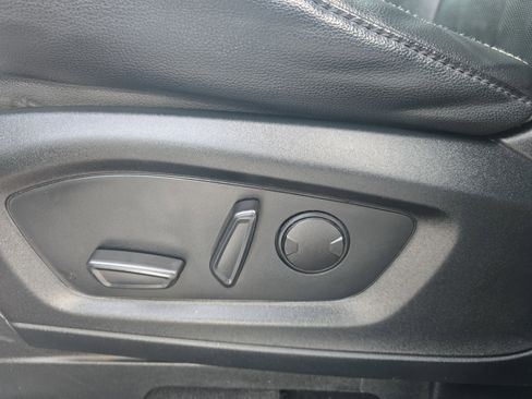 Used 2022 Ford Explorer ST w/ Equipment Group 401A image 13