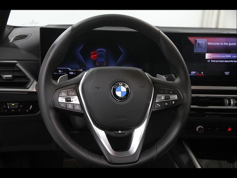 Used 2024 BMW 330i xDrive Sedan w/ Premium Package AWD/4WD image 7