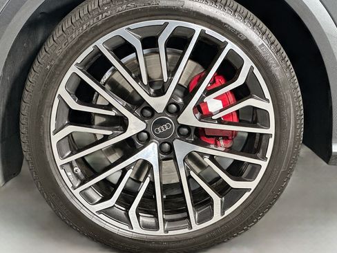 Used 2025 Audi SQ5 Premium Plus w/ Premium Plus Package AWD/4WD image 11