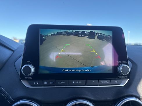 Certified 2025 Nissan Sentra SV image 40