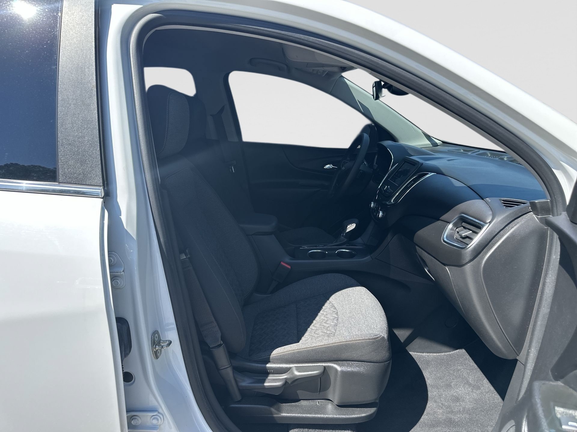 Certified 2023 Chevrolet Equinox LT FWD image 27
