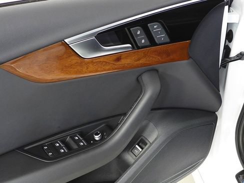 Used 2023 Audi A4 2.0T Premium w/ Convenience Package image 12