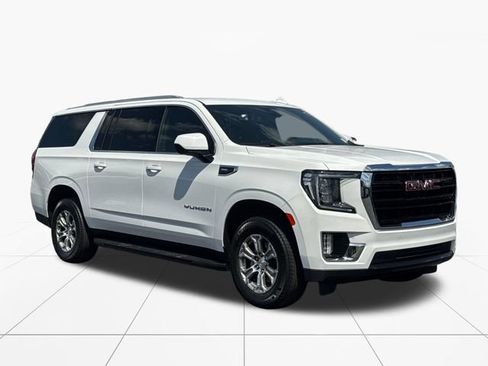 Used 2023 GMC Yukon XL SLE AWD/4WD image 8
