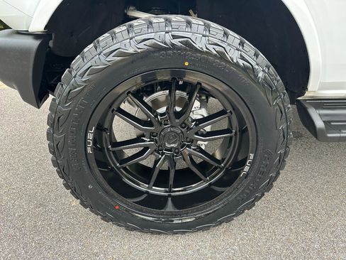 Used 2025 Ford Bronco Outer Banks AWD/4WD image 46