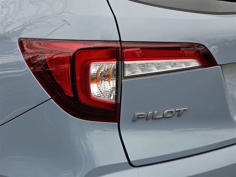 Used 2022 Honda Pilot TrailSport image 40