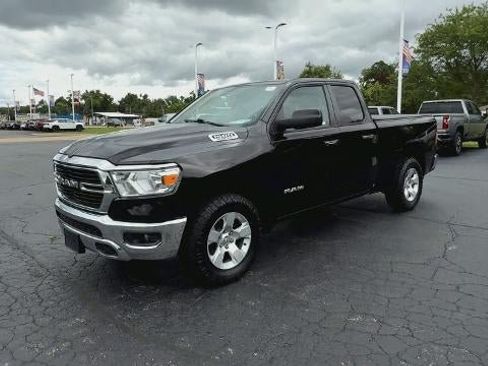 Used 2019 RAM 1500 Big Horn AWD/4WD image 4