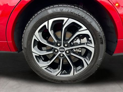 Used 2025 Lincoln Nautilus Reserve image 6