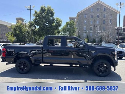 Used 2024 Ford F250 Lariat w/ Lariat Ultimate Package AWD/4WD image 3