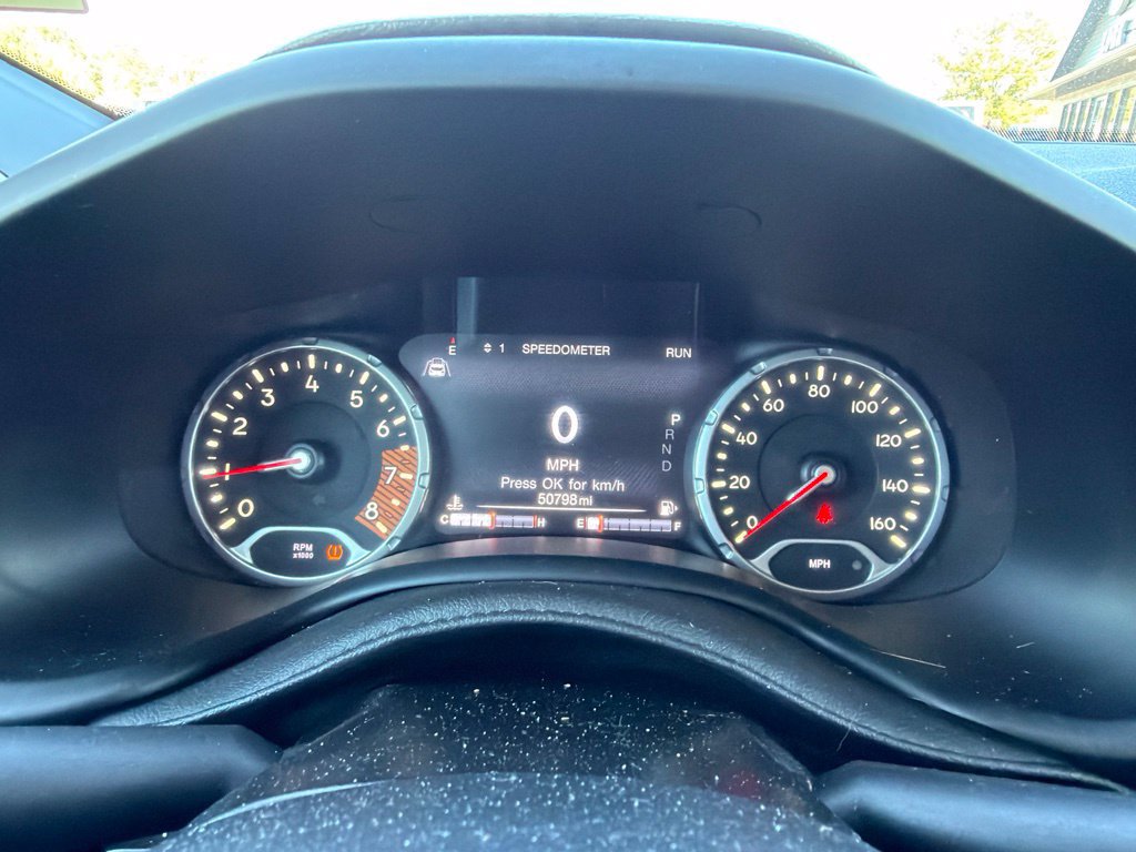 Used 2021 Jeep Renegade Latitude w/ Convenience Group FWD image 29