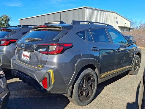 Used 2025 Subaru Crosstrek 2.5i Sport AWD/4WD image 5