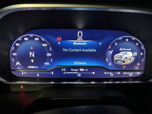 Used 2023 Chevrolet Suburban LT image 30