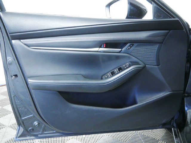 Used 2024 MAZDA MAZDA3 s FWD image 18