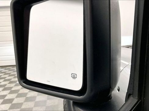 Used 2024 Jeep Wrangler Unlimited Rubicon w/ Technology Group AWD/4WD image 36