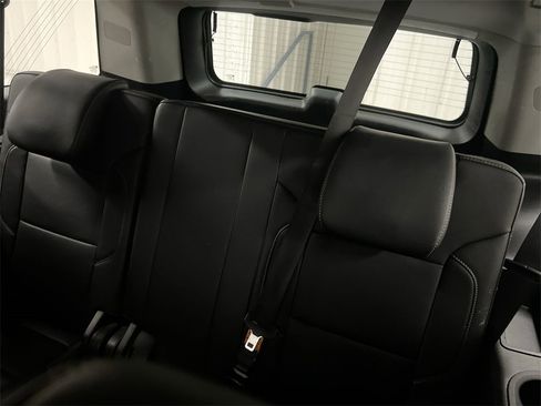 Used 2019 GMC Yukon XL SLT image 29