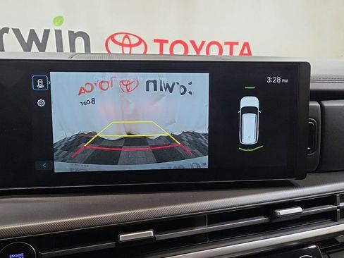 Used 2025 Hyundai Santa Fe SEL image 32