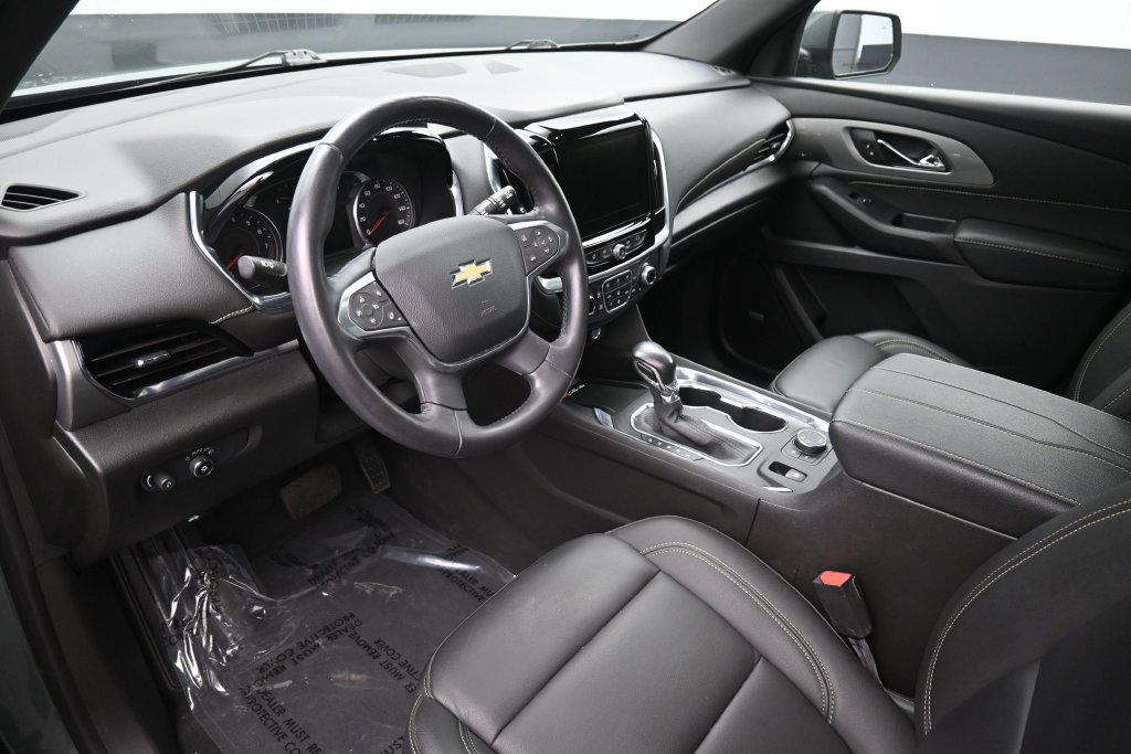 Used 2022 Chevrolet Traverse LT w/ LT Premium Package AWD/4WD image 19