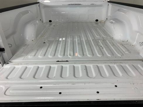 Used 2022 RAM 1500 Classic SLT w/ Electronics Group AWD/4WD image 26