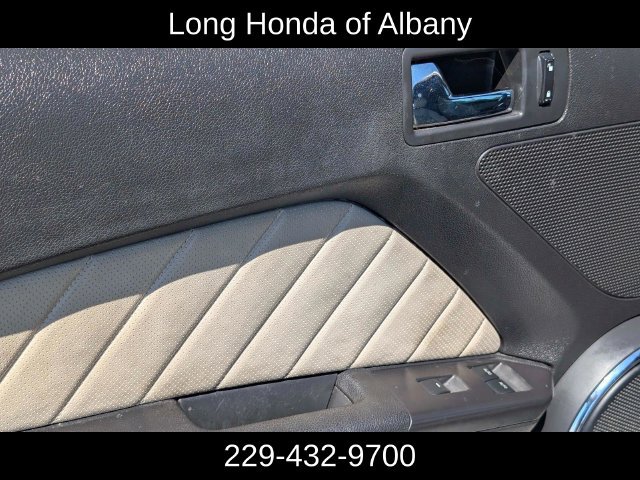 Used 2013 Ford Mustang Premium RWD image 11
