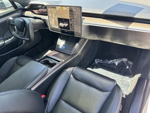 Used 2022 Tesla Model S AWD/4WD image 27