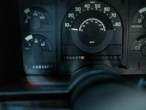 Used 1988 Chevrolet Silverado 1500 4x4 Regular Cab image 51